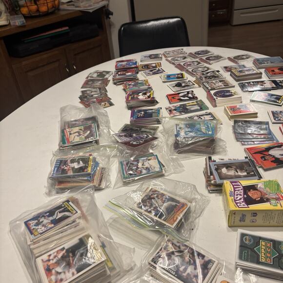 Lot Of Baseball Cards Vintage 80’s 90’s 00’s Topps Upper Deck Estate 10 Lbs - Picture 2 of 8